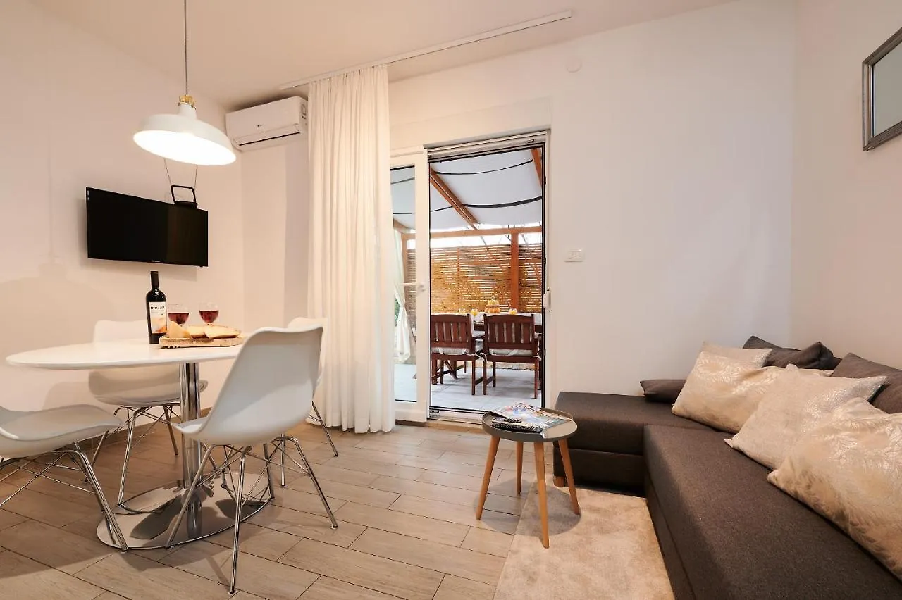 Apartment Boris Trogir 0*,  Croatia